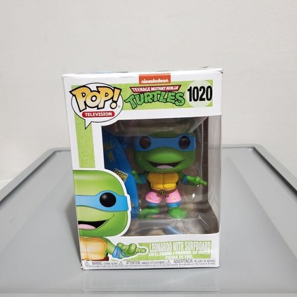 Funko Pop Television TMNT 1020 Leonardo With Surfboard New In Box - Picture 1 of 5